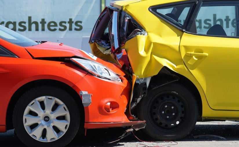 Przeważnie polisa ubezpieczenia pokrywa wypłatę odszkodowania w wypadku…